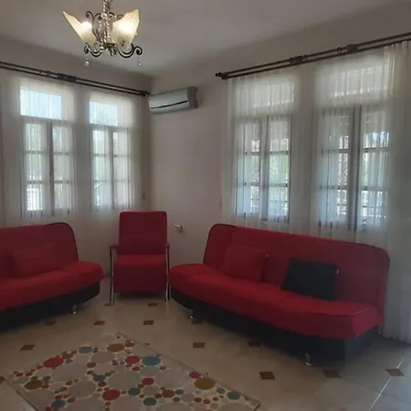 Peaceful House Σπίτι διακοπών *